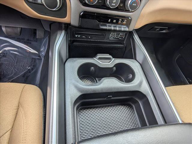Used 2019 RAM 1500 Big Horn AWD/4WD image 11