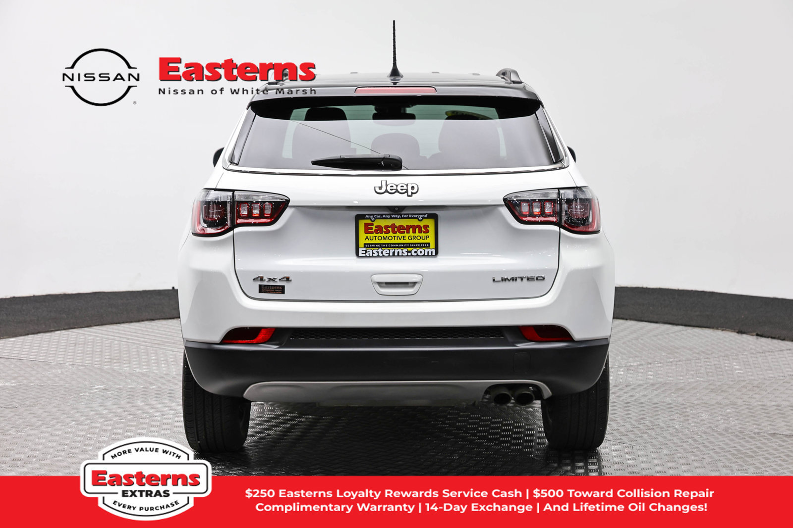 Used 2022 Jeep Compass Limited AWD/4WD image 6