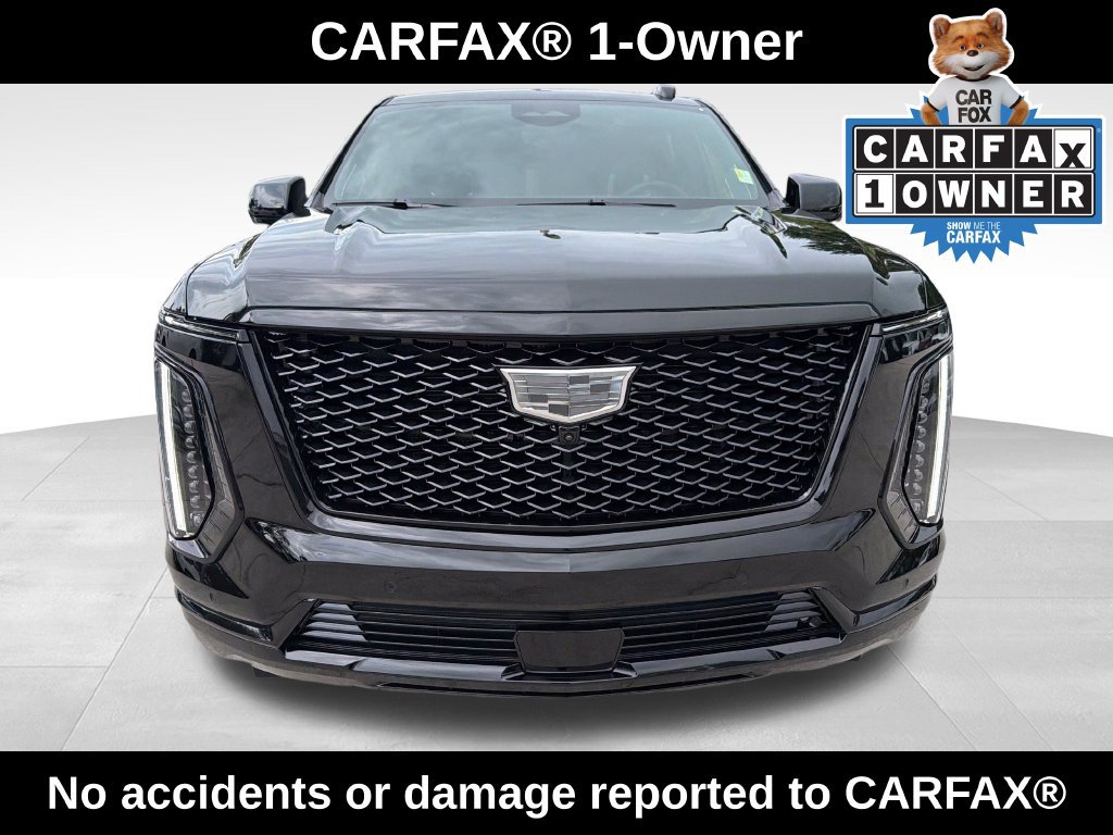 Used 2026 Cadillac Escalade Platinum Sport w/ LPO, ONYX Package AWD/4WD image 2