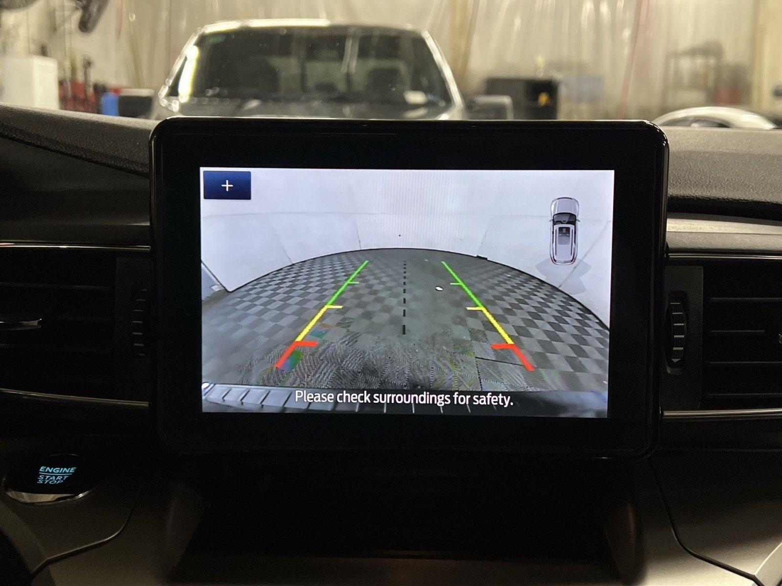 Used 2022 Ford Explorer XLT w/ Equipment Group 202A image 19