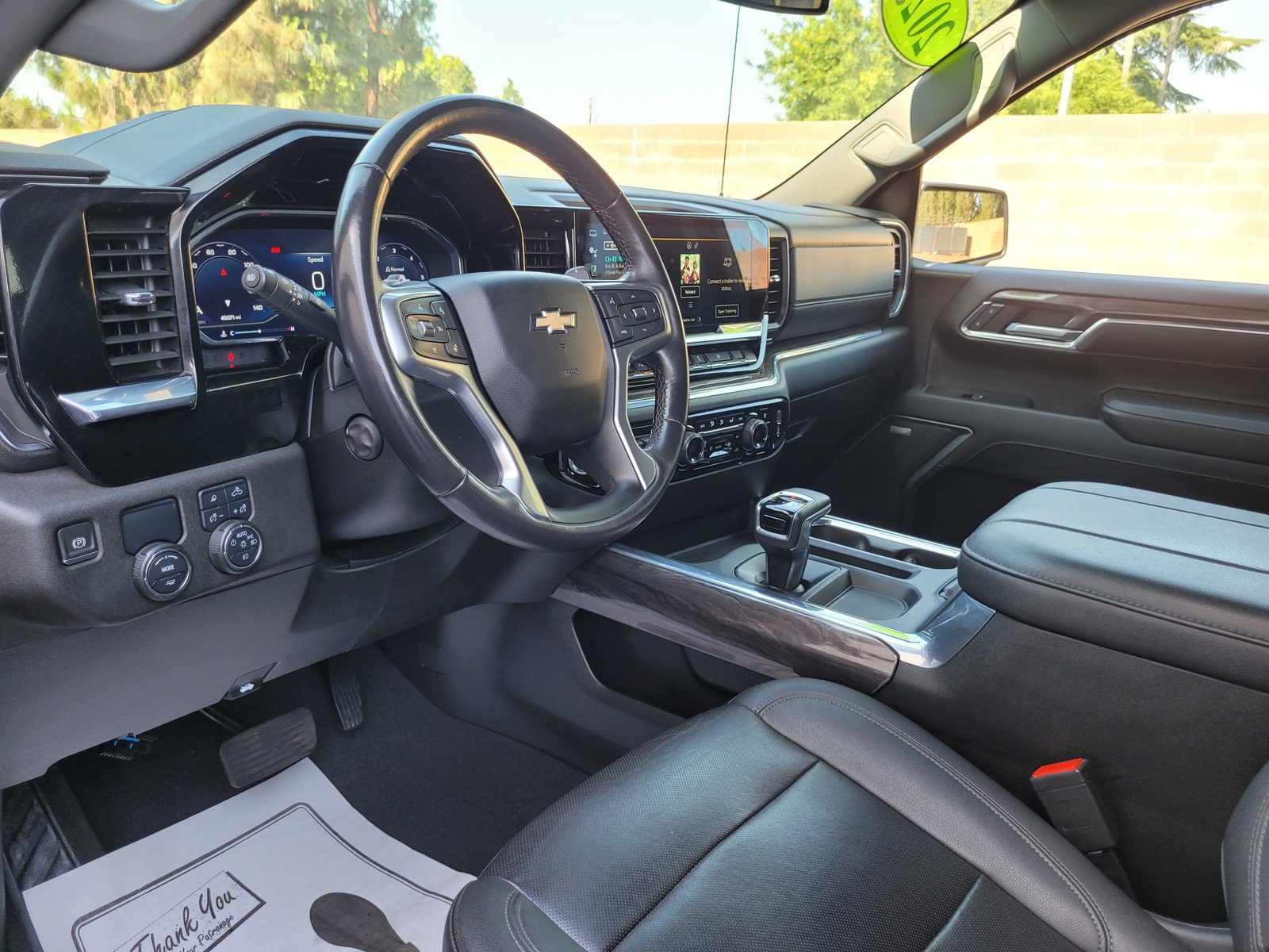 Used 2023 Chevrolet Silverado 1500 LTZ w/ LTZ Convenience Package II RWD image 9