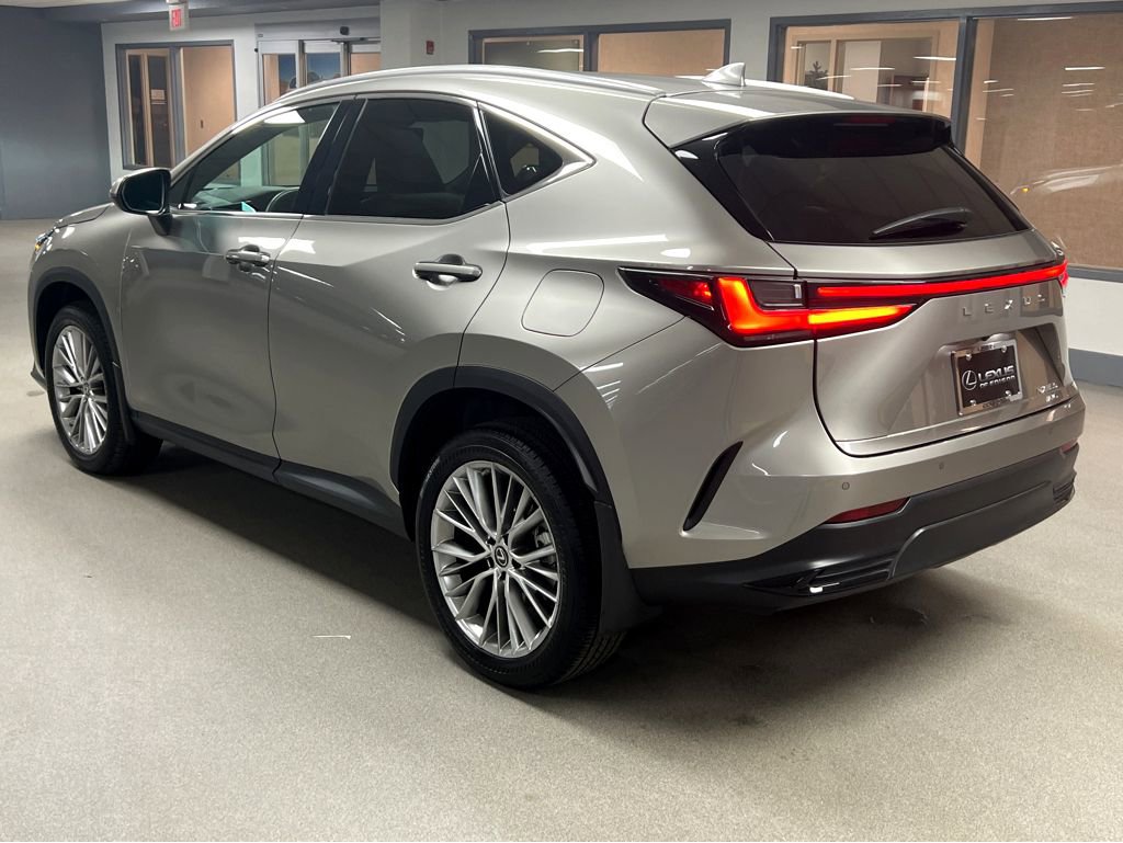 Used 2023 Lexus NX 350 AWD image 5