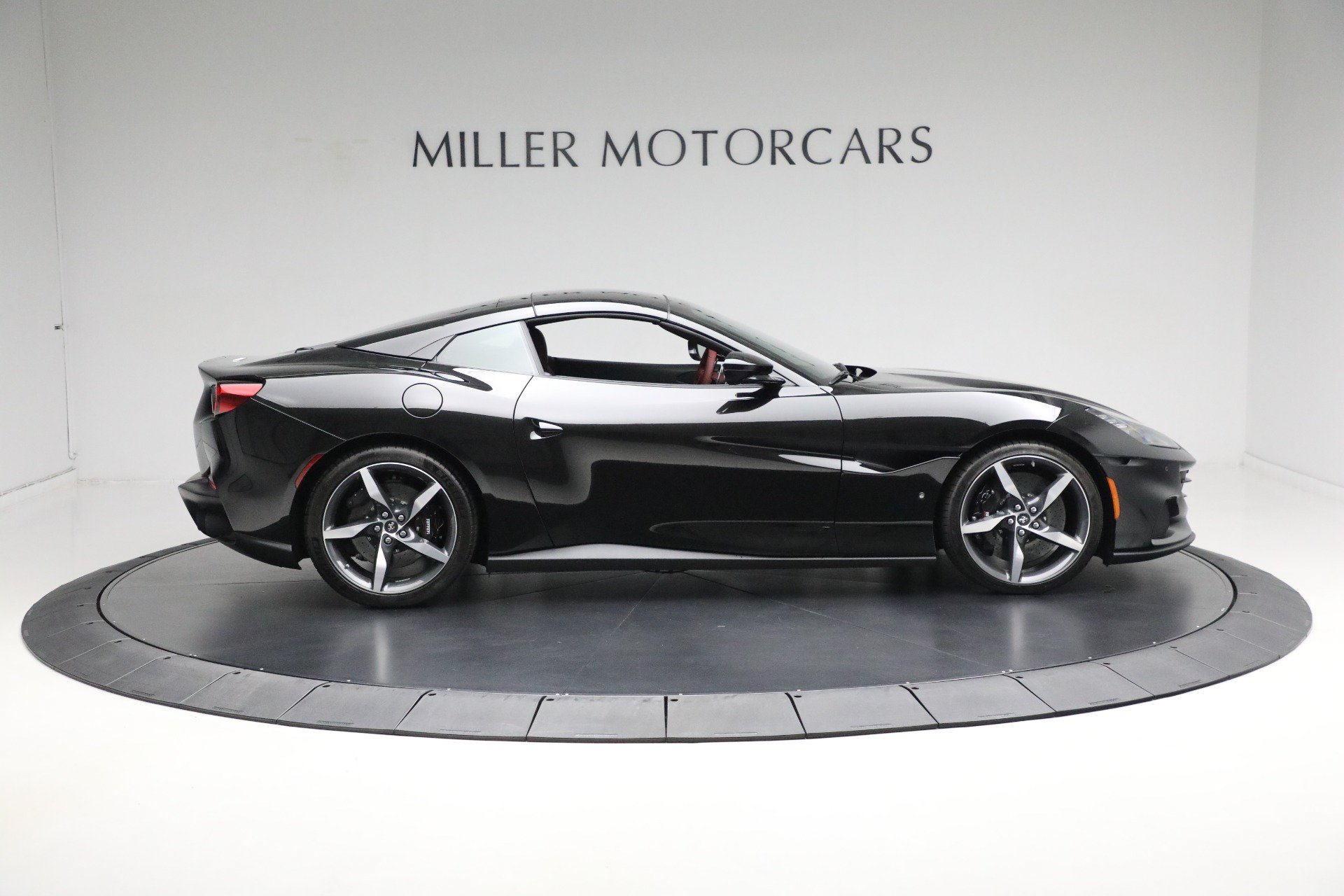 Certified 2023 Ferrari Portofino M RWD image 18