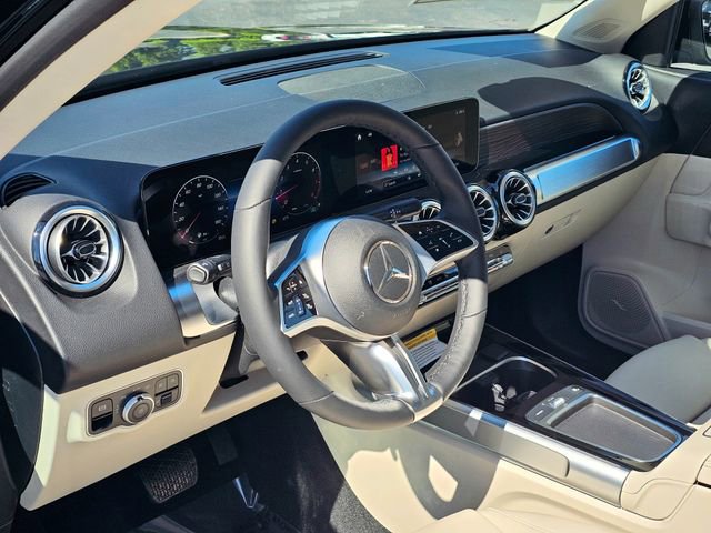 New 2026 Mercedes-Benz GLB 250 4MATIC image 14