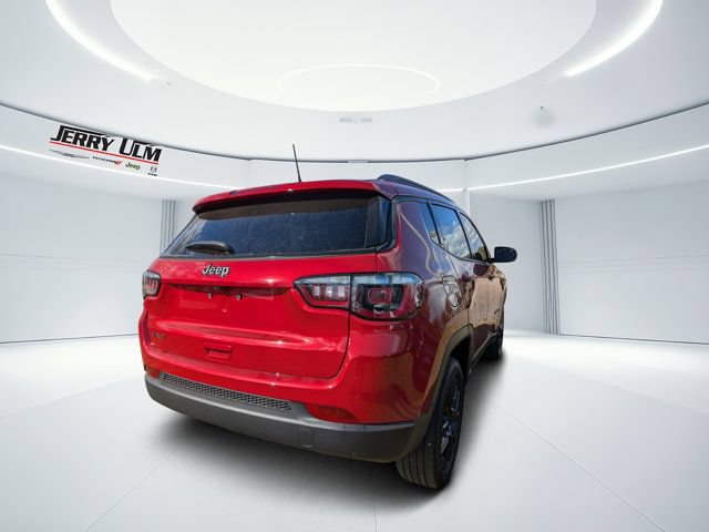 New 2026 Jeep Compass Latitude AWD/4WD image 3