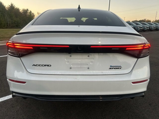Used 2025 Honda Accord Sport image 4