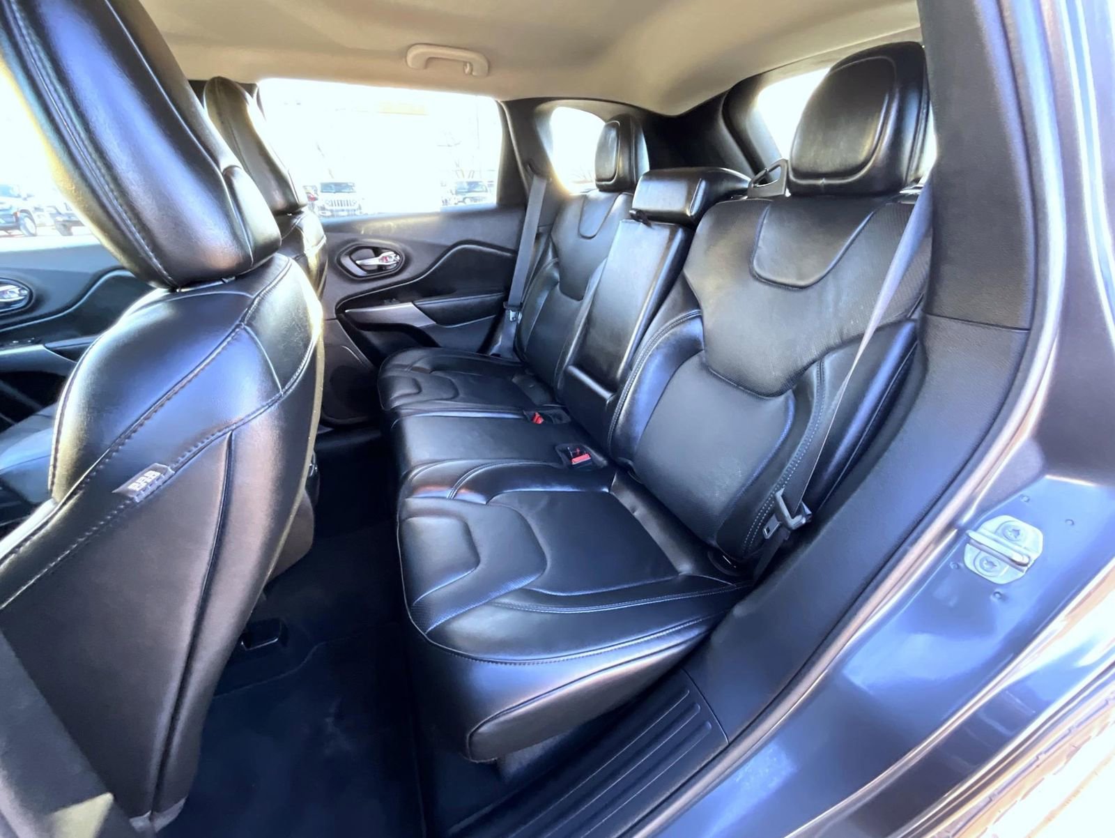 Used 2021 Jeep Cherokee Latitude Lux image 20