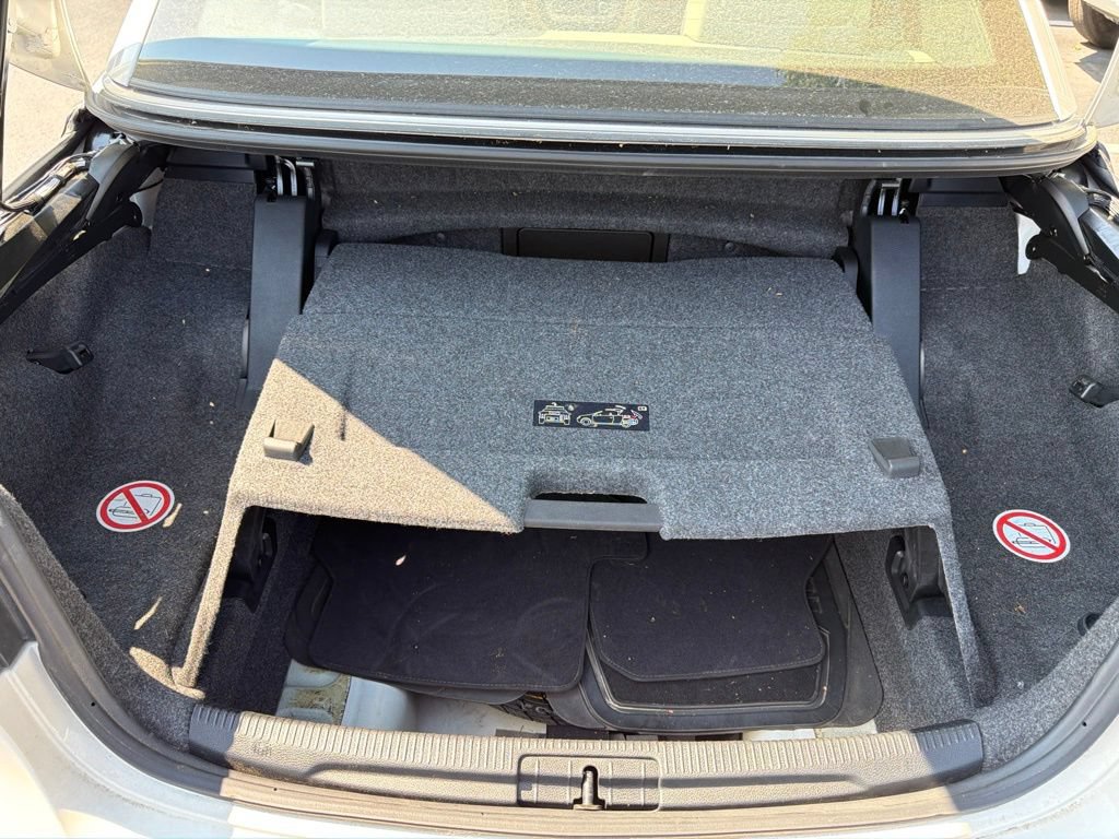 Used 2012 Volkswagen Eos Komfort FWD image 7