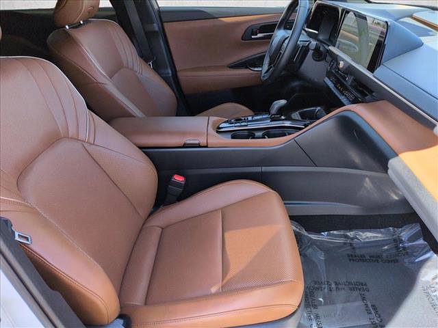 Used 2025 Toyota Crown Signia image 22