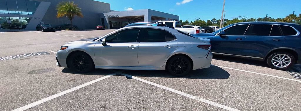 Used 2022 Toyota Camry XSE w/ Navigation Package FWD image 34