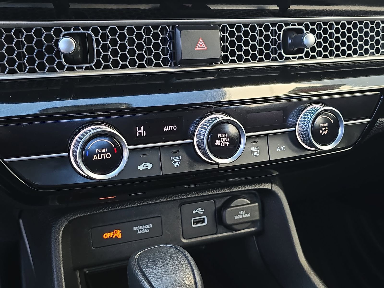 Certified 2022 Honda Civic LX image 25