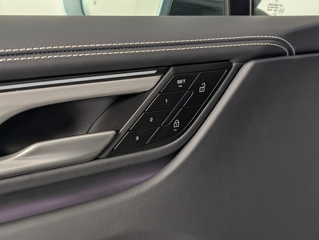 New 2026 Porsche Macan 4S Electric image 26