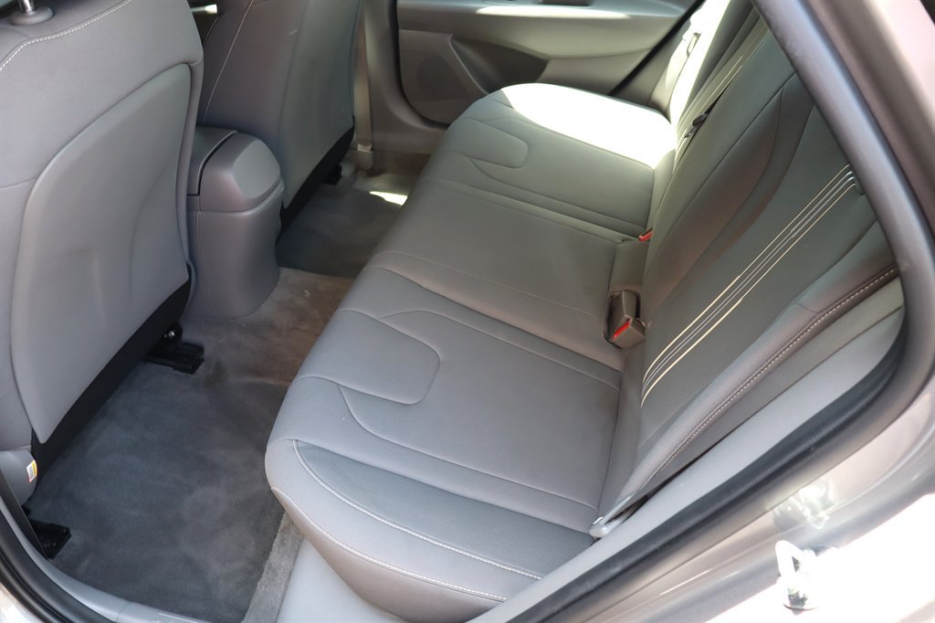 Used 2023 Hyundai Elantra SEL FWD image 22