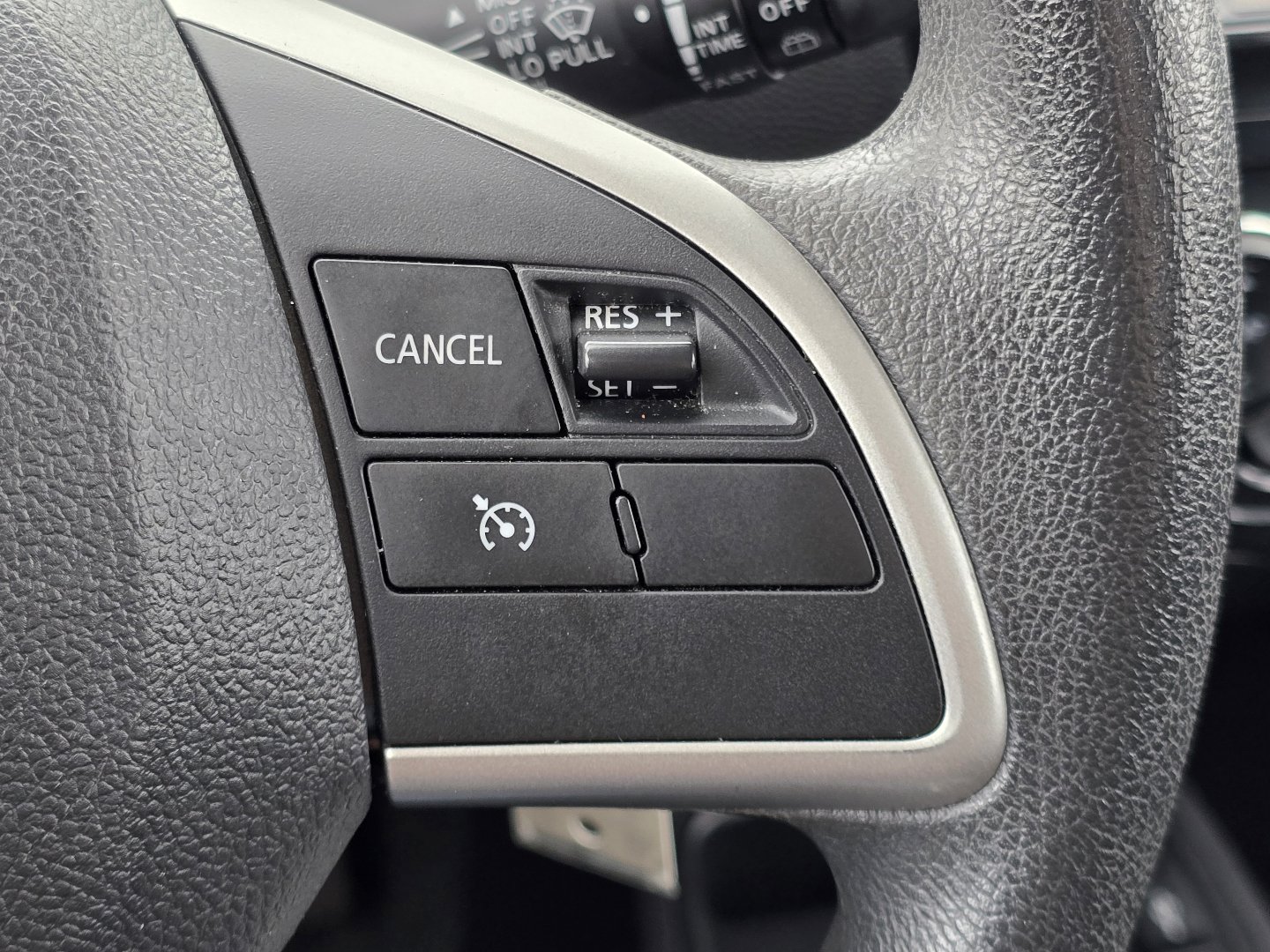 Used 2024 Mitsubishi Mirage ES image 11