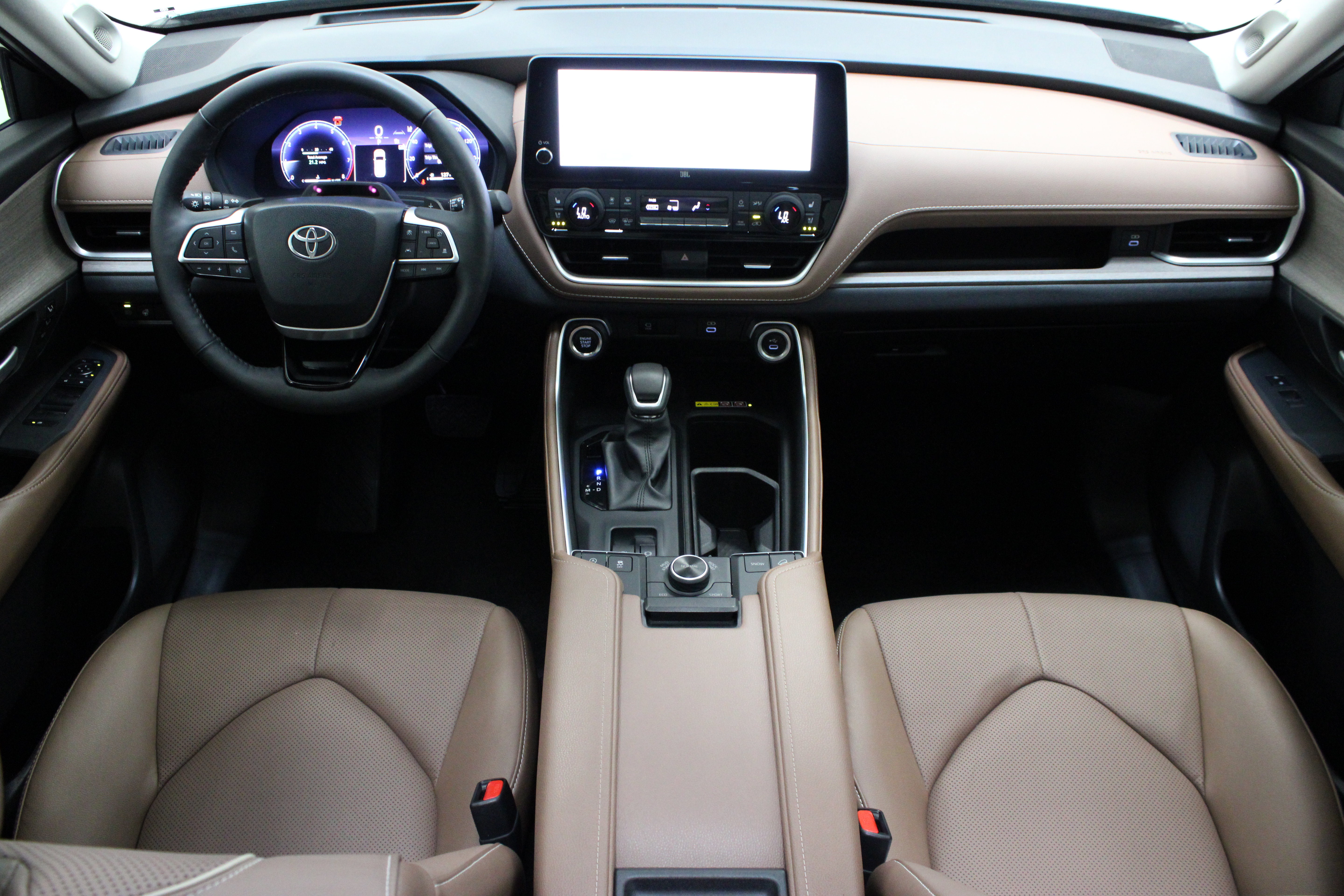 Used 2026 Toyota Grand Highlander AWD image 34