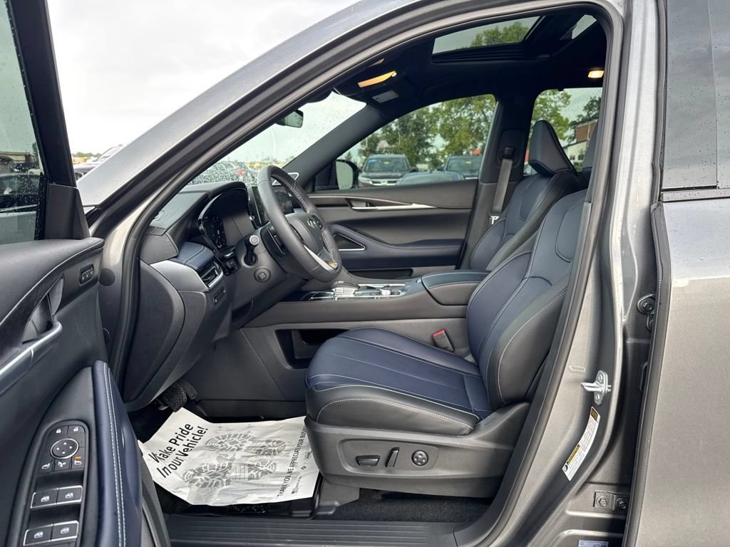 Used 2026 INFINITI QX60 Sport AWD/4WD image 33