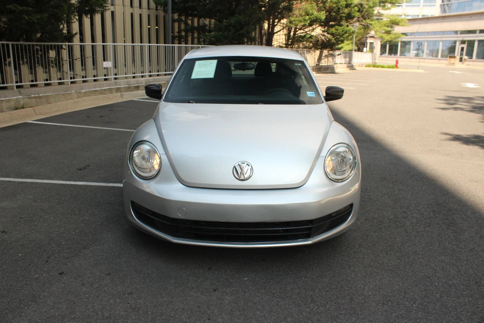 Used 2014 Volkswagen Beetle 1.8T FWD image 3