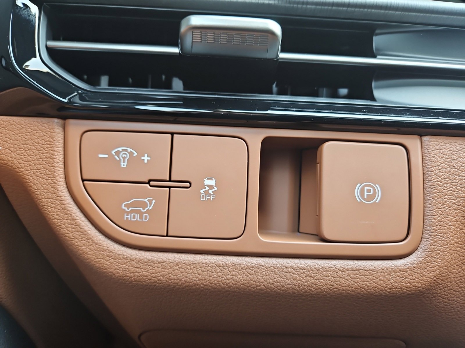 New 2026 Kia Sportage X-Line w/ X-Line Technology Package image 22