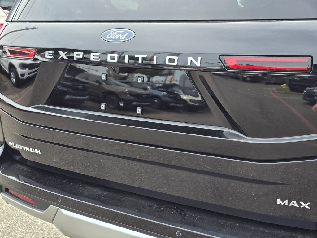 New 2026 Ford Expedition Max Platinum AWD/4WD image 14
