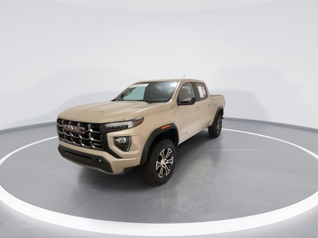 Used 2024 GMC Canyon AT4 w/ Technology Package AWD/4WD image 5