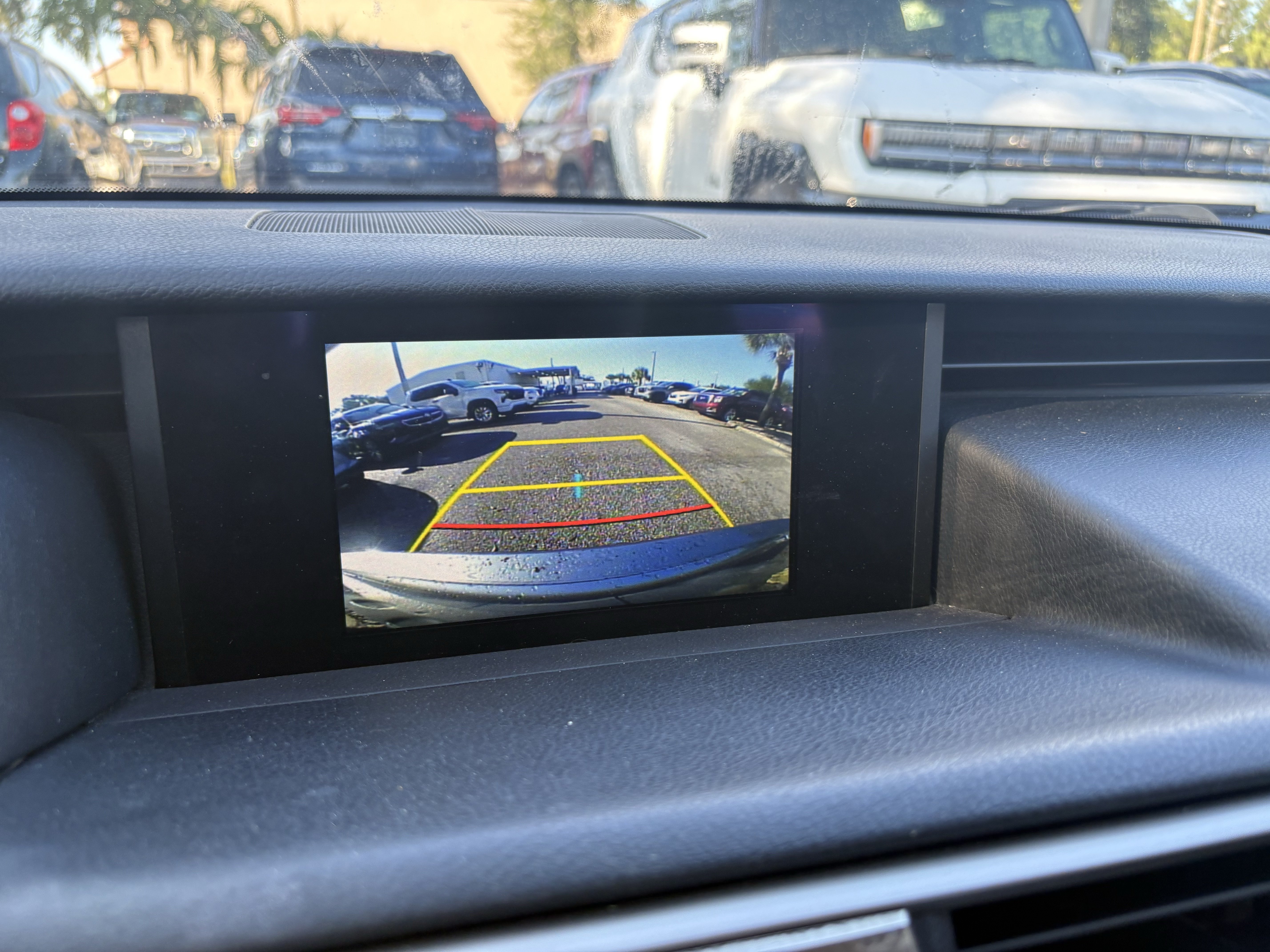 Used 2017 Lexus IS 200t w/ Premium Package RWD image 6
