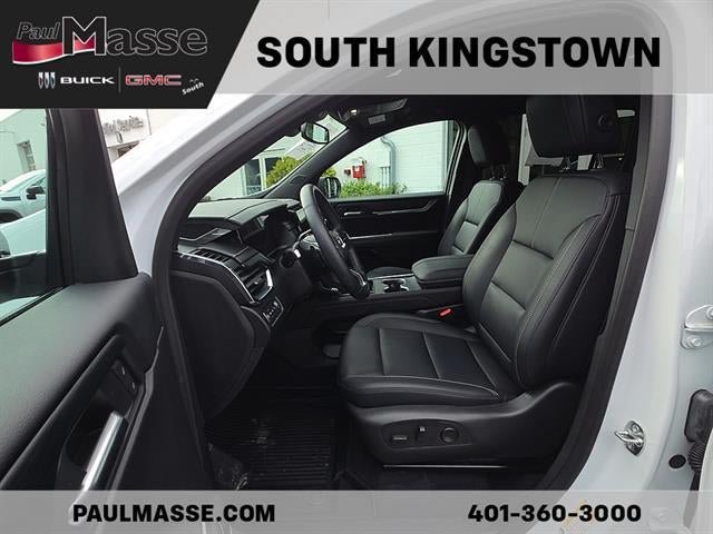 Used 2025 GMC Acadia Elevation w/ Elevation Premium Package AWD/4WD image 16