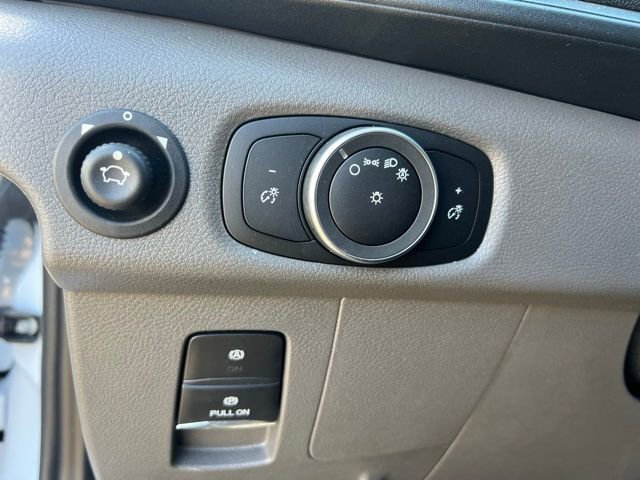 New 2024 Ford E-Transit Low Roof RWD image 18