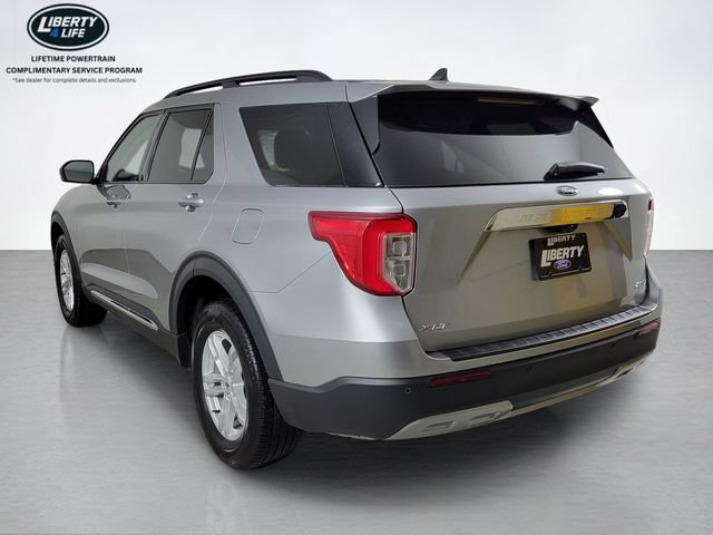 Used 2023 Ford Explorer XLT w/ Equipment Group 202A AWD/4WD image 5