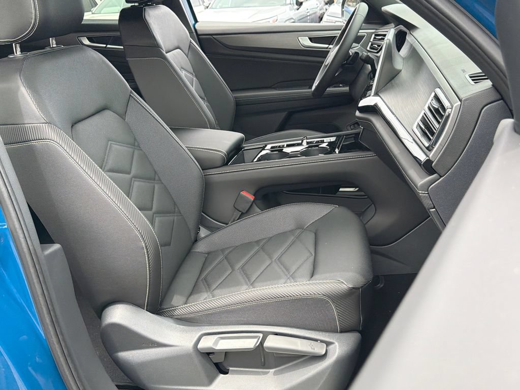 New 2026 Volkswagen Atlas Cross Sport SE AWD/4WD image 16