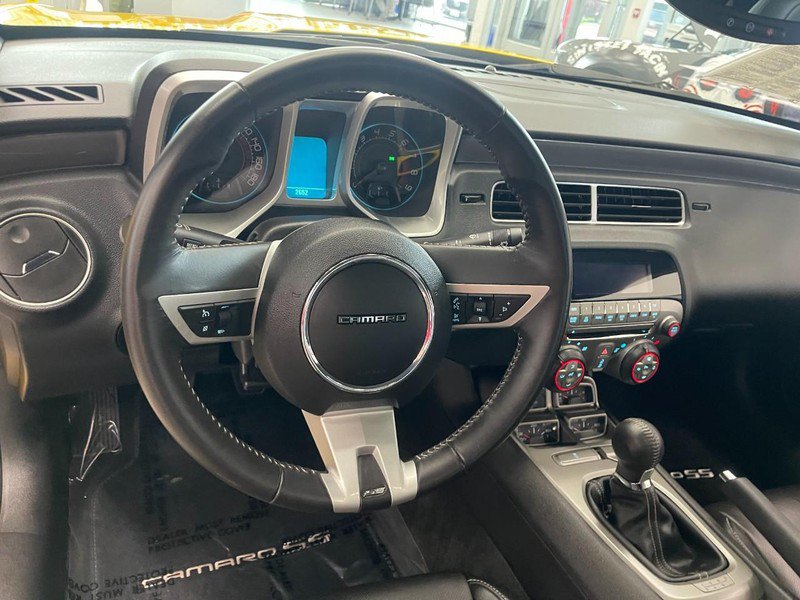 Used 2010 Chevrolet Camaro SS w/ LPO, Ground Effects Package RWD image 21