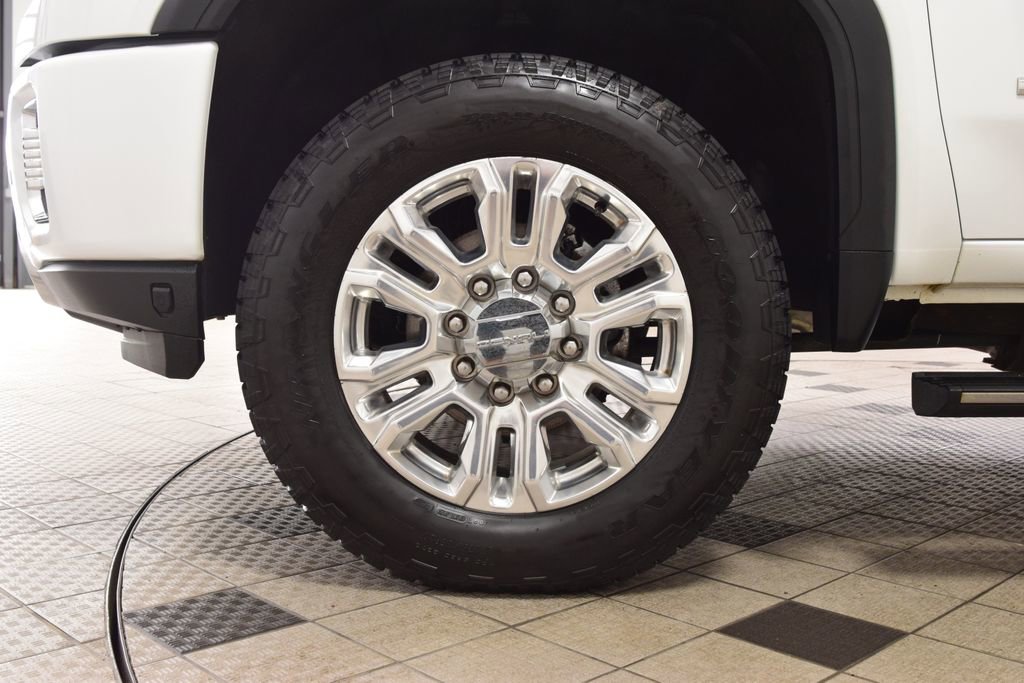 Used 2023 GMC Sierra 3500 Denali image 27