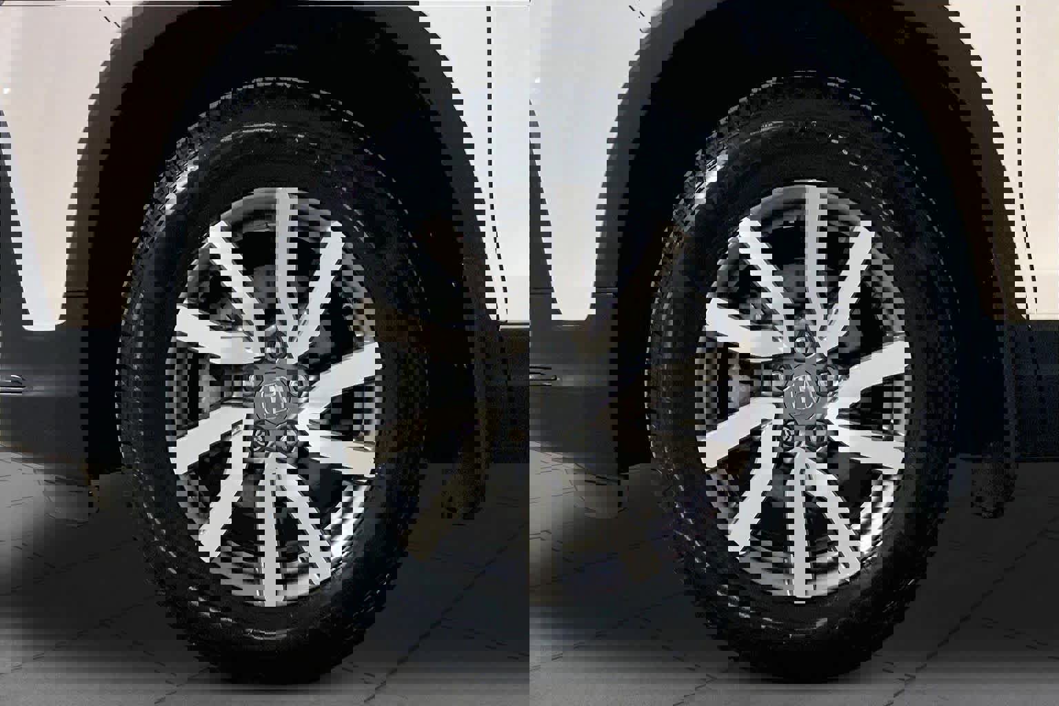 Used 2019 Honda Pilot EX-L image 10