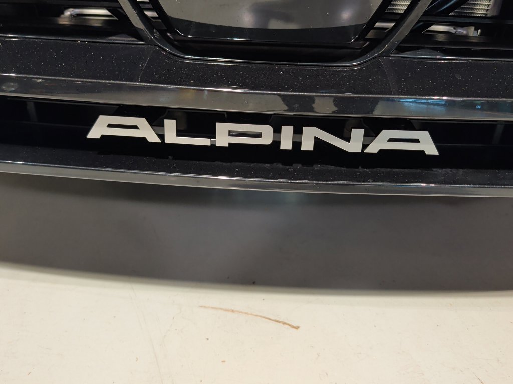 Certified 2025 BMW ALPINA XB7 AWD/4WD image 9