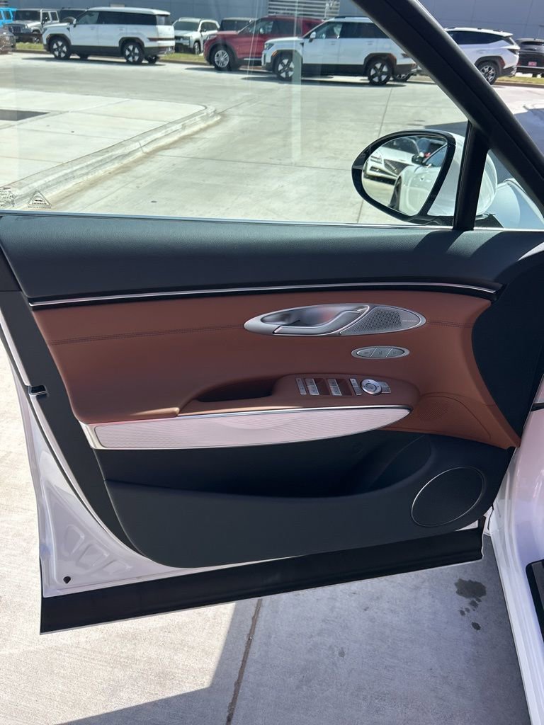 New 2026 Genesis GV70 2.5T Advanced AWD/4WD image 6