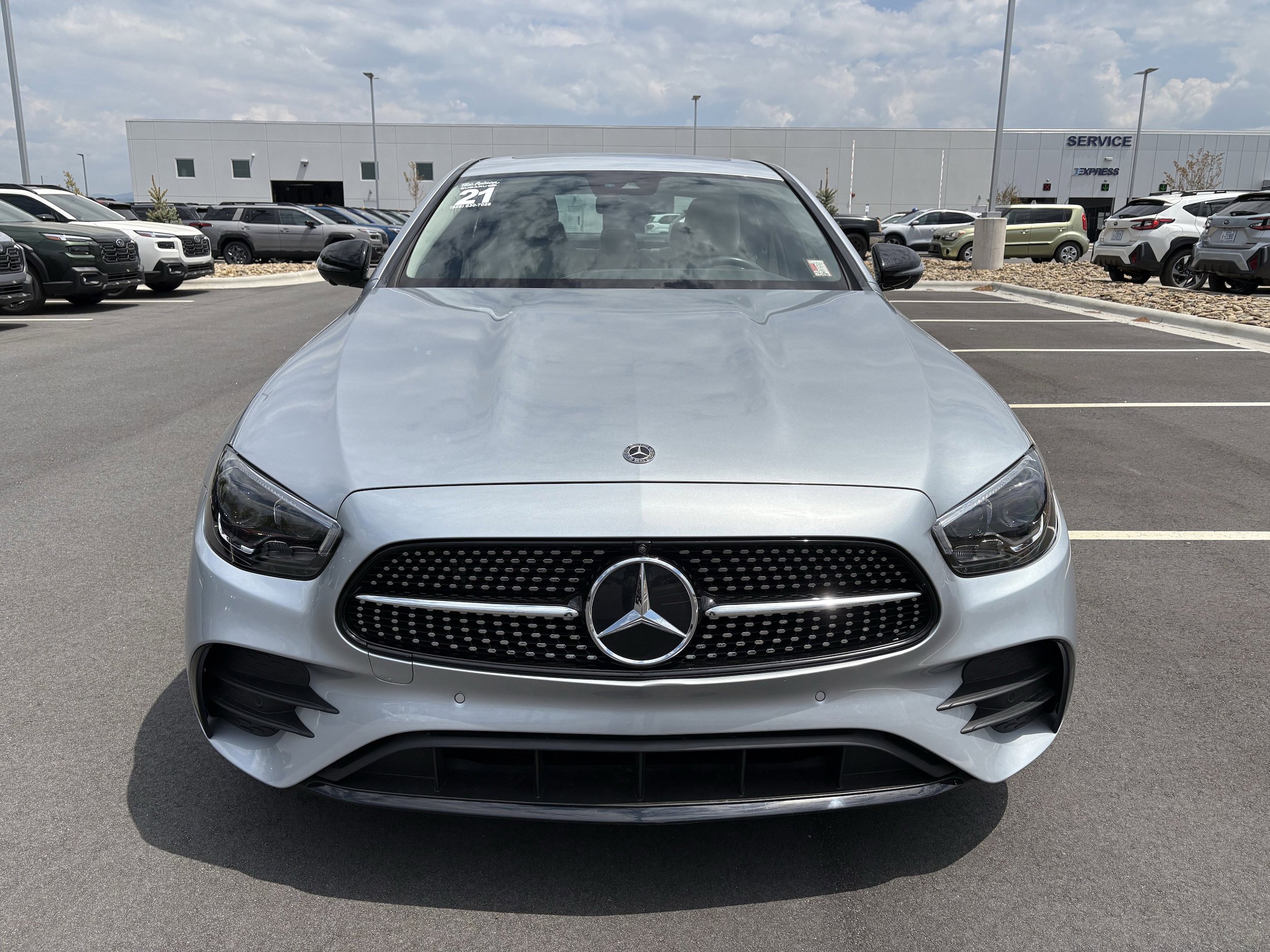 Used 2021 Mercedes-Benz E 350 4MATIC Sedan image 2