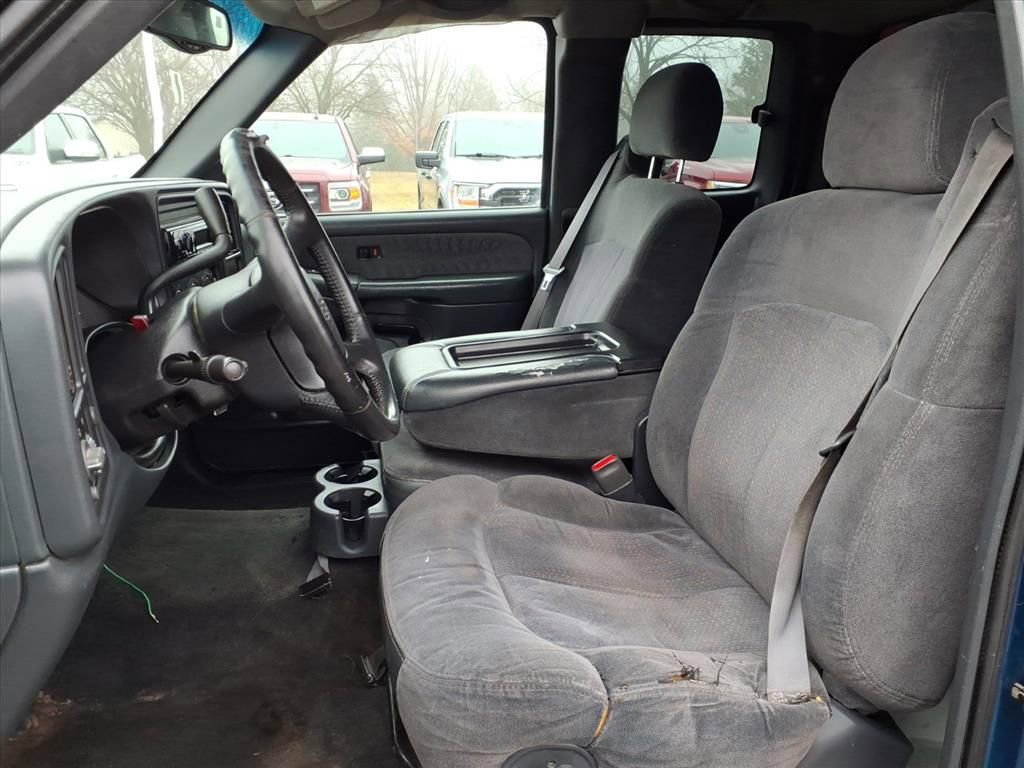Used 2001 Chevrolet Silverado 1500 LS w/ Firm Ride Suspension Pkg image 11
