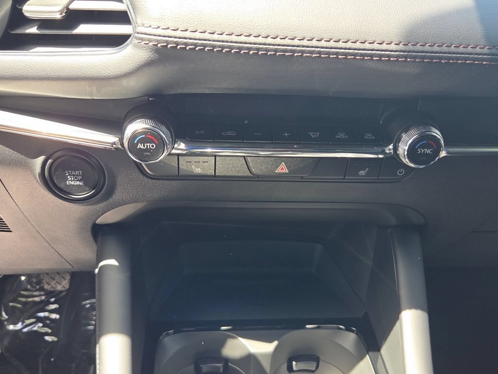 New 2026 MAZDA MAZDA3 2.5 S Hatchback w/ Premium Pkg FWD image 19
