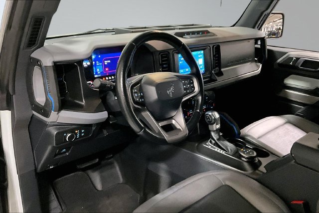 Used 2021 Ford Bronco Black Diamond w/ Sasquatch Package AWD/4WD image 16