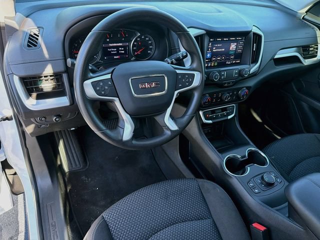 Used 2023 GMC Terrain SLE w/ Driver Convenience Package FWD image 9