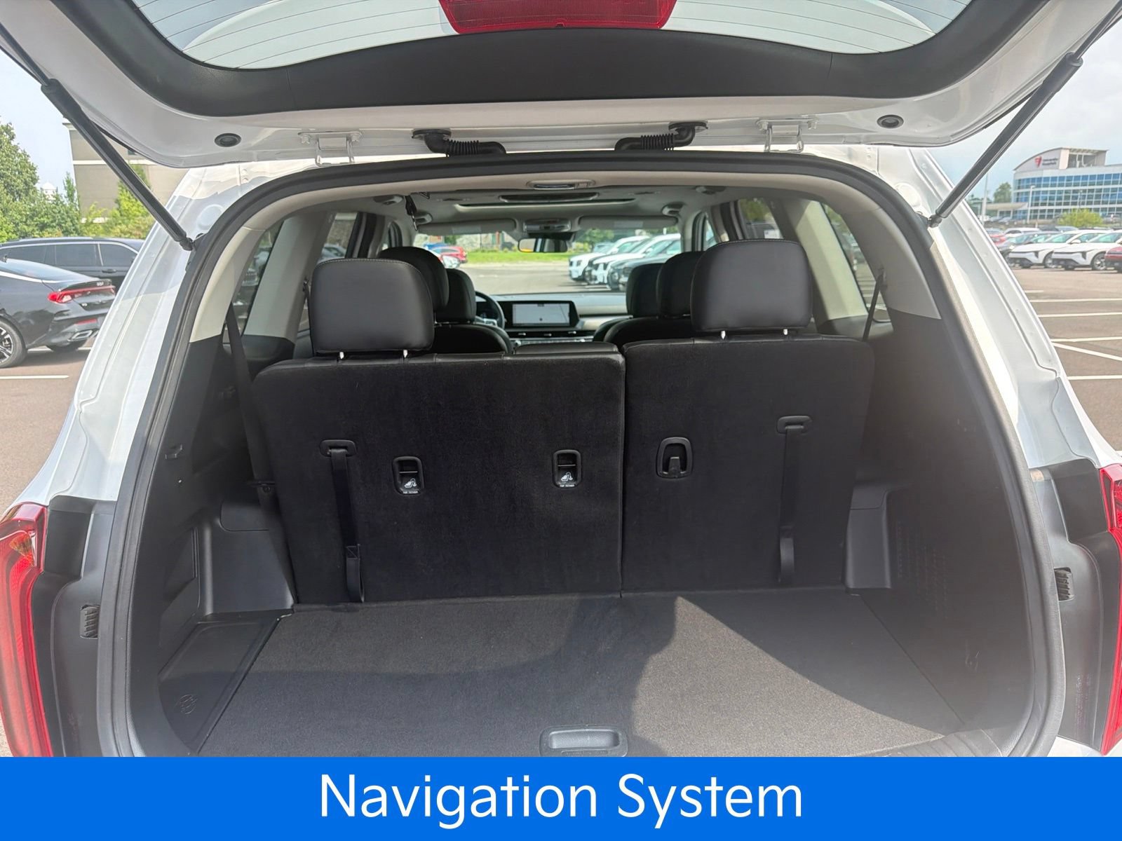 Certified 2024 Kia Telluride S w/ S Sunroof Package AWD/4WD image 23