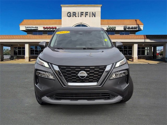 Used 2023 Nissan Rogue SV image 12