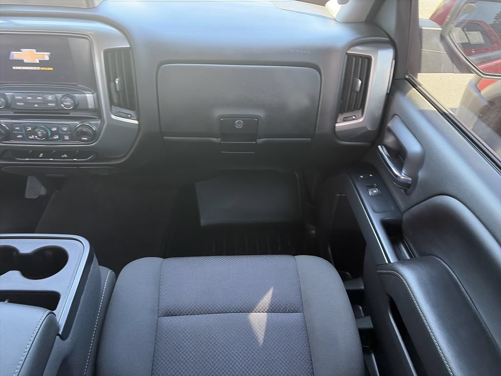 Used 2018 Chevrolet Silverado 1500 LT w/ All Star Edition AWD/4WD image 16