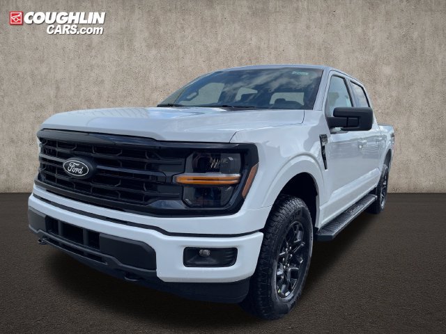 New 2026 Ford F150 XLT w/ XLT Black Appearance Package AWD/4WD 360° Tour