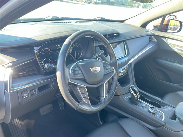 Used 2023 Cadillac XT5 Luxury image 10
