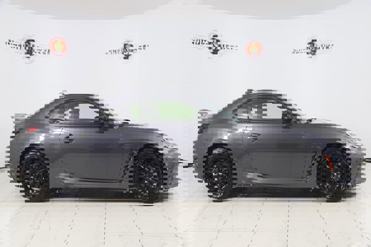 Used 2024 Toyota GR86 Premium image 2