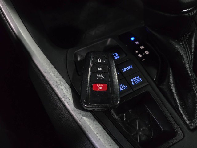 Used 2020 Toyota RAV4 XLE w/ Convenience Package AWD/4WD image 41