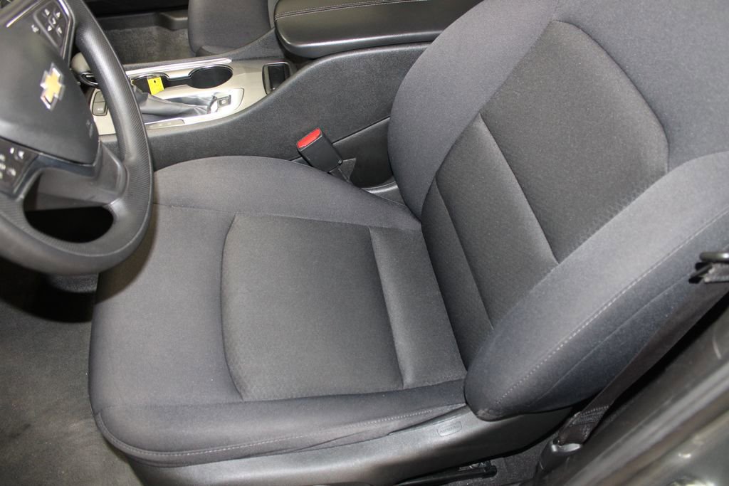 Used 2024 Chevrolet Malibu LT image 13