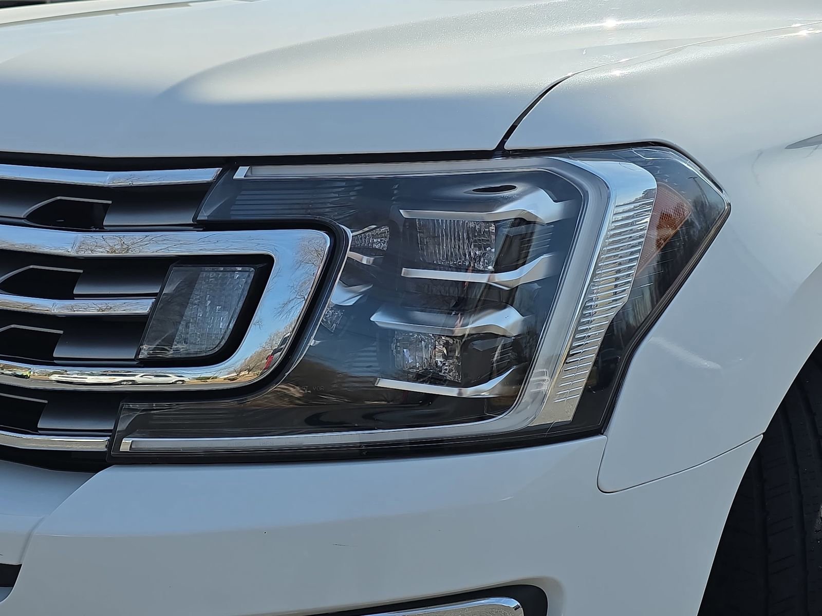 Used 2021 Ford Expedition Limited image 31