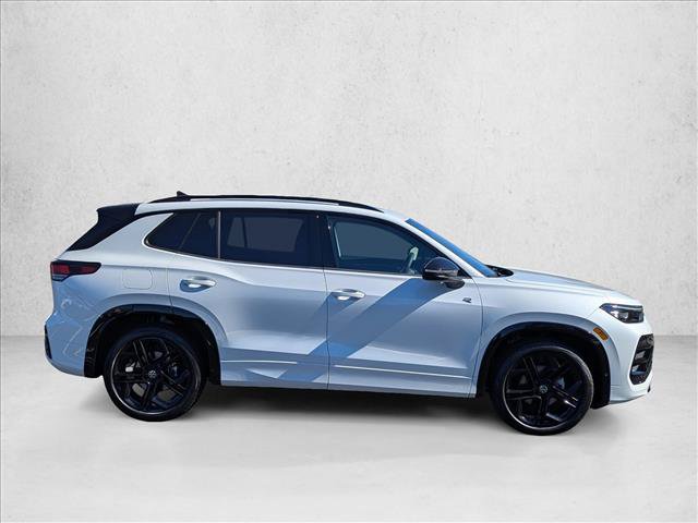 New 2026 Volkswagen Tiguan SE R-Line FWD image 4