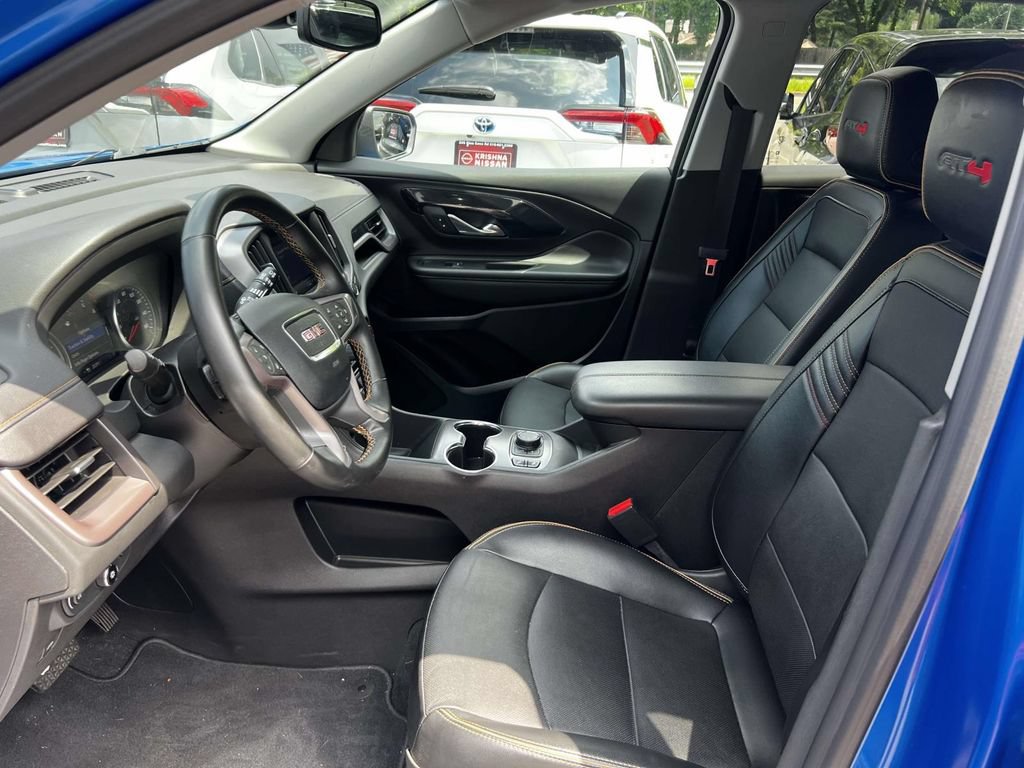 Used 2024 GMC Terrain AT4 AWD/4WD image 15